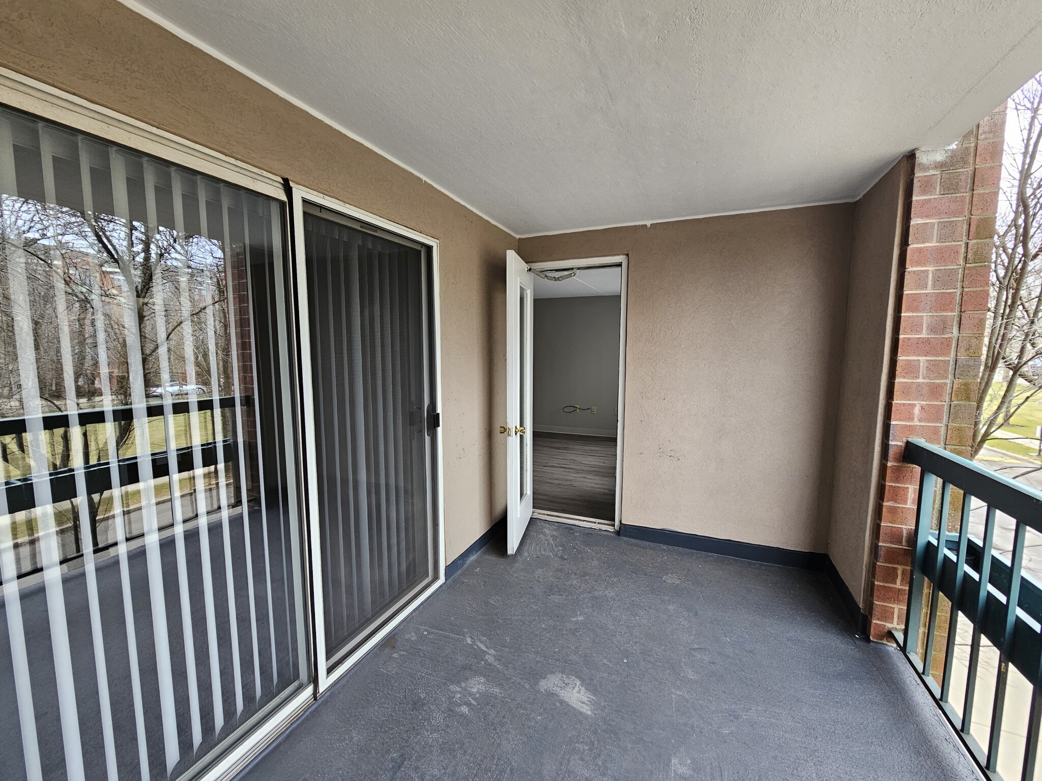 2 bed, 2 bath apartment for rent at 15 Harbor Point Blvd Unit 207, Dorchester — photo 9 of 19
