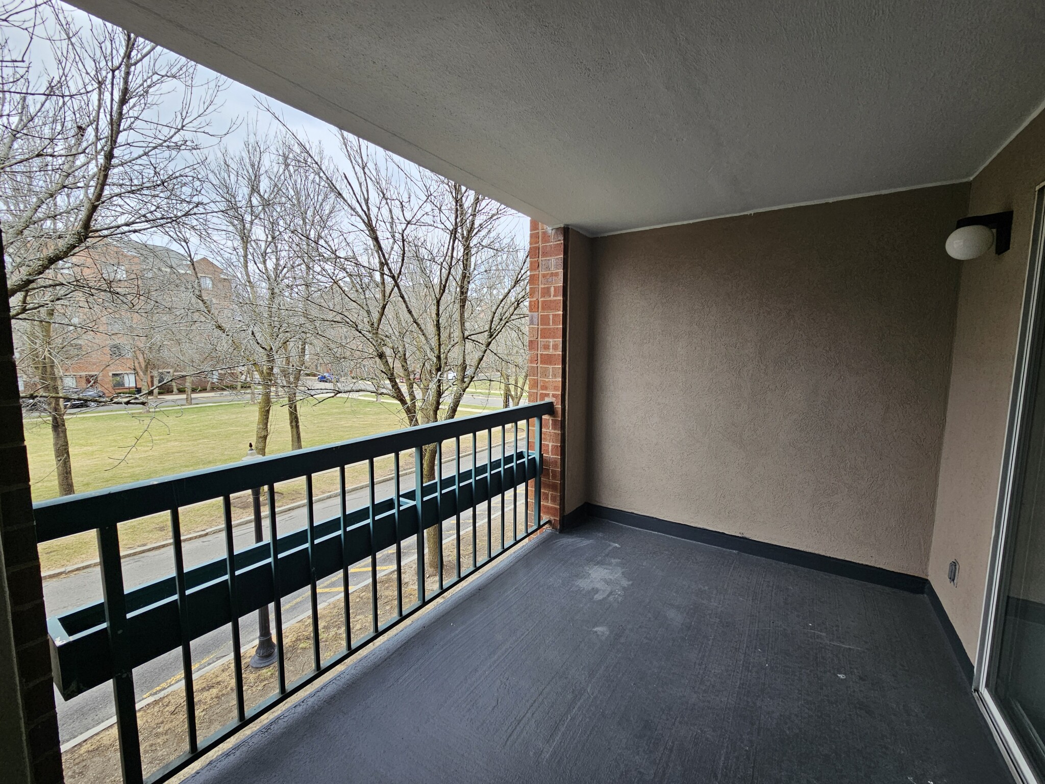 2 bed, 2 bath apartment for rent at 15 Harbor Point Blvd Unit 207, Dorchester — photo 7 of 19