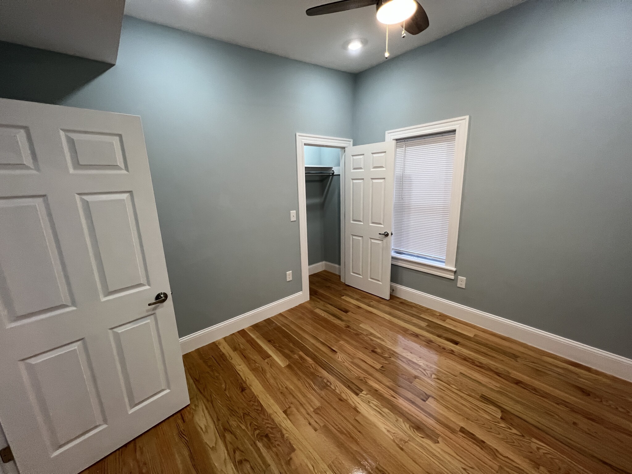 4 bed, 2 bath apartment for rent at 15 Harold St Unit 15, Ward Two — photo 18 of 27