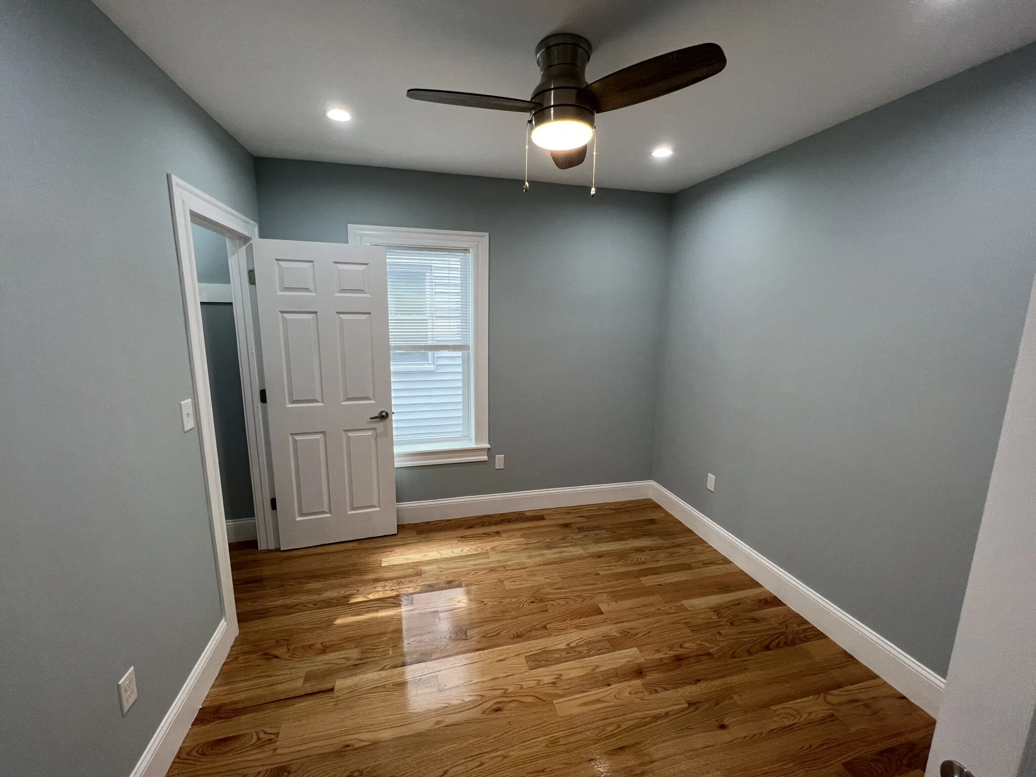 4 bed, 2 bath apartment for rent at 15 Harold St Unit 2, Ward Two — photo 19 of 30