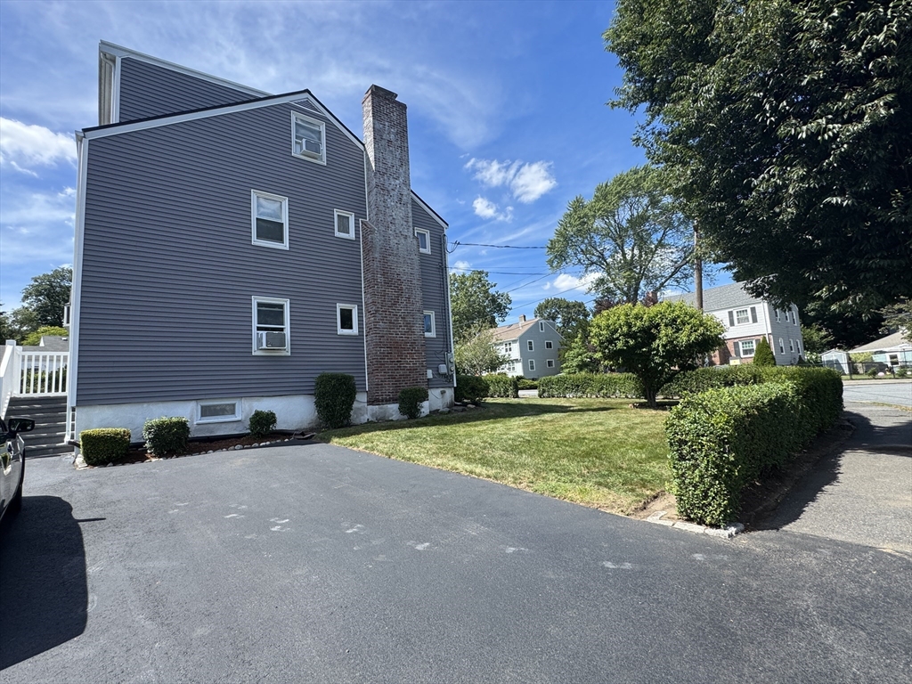 2 bed, 1 bath apartment for rent at 15 Hatfield Rd Unit 15, West Newton — photo 11 of 11