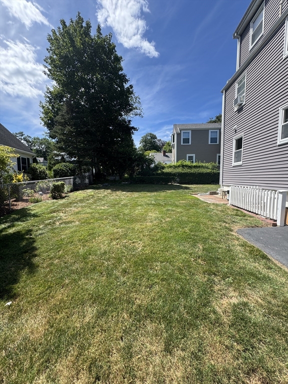 2 bed, 1 bath apartment for rent at 15 Hatfield Rd Unit 15, West Newton — photo 9 of 11