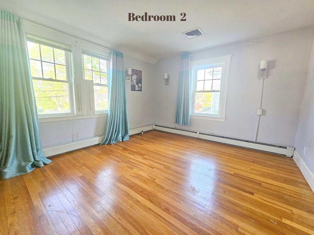 4 bed, 2 bath apartment for rent at 15 Hawthorne Ave, Arlington — photo 15 of 21