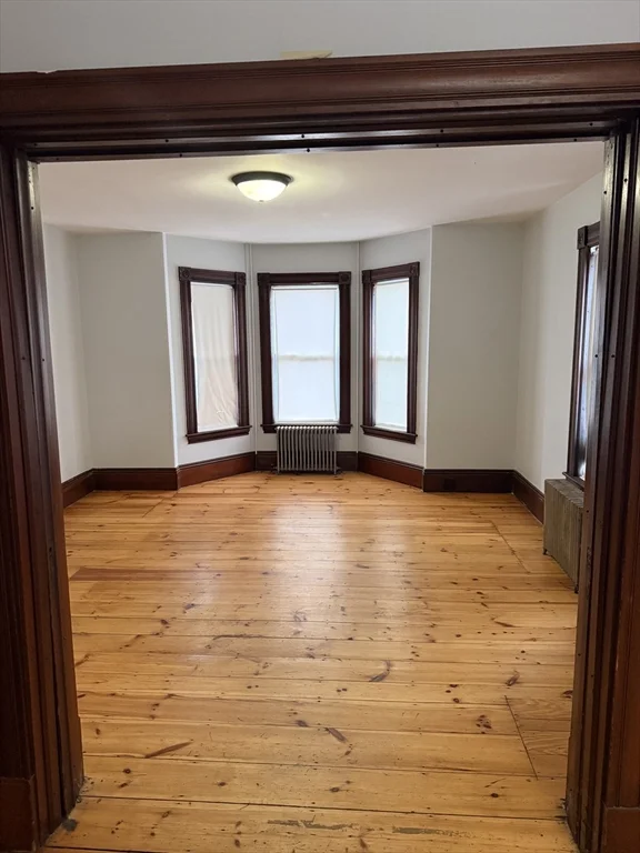 3 bed, 1 bath apartment for rent at 15 Hayden St Unit 1, Marlborough — photo 5 of 19
