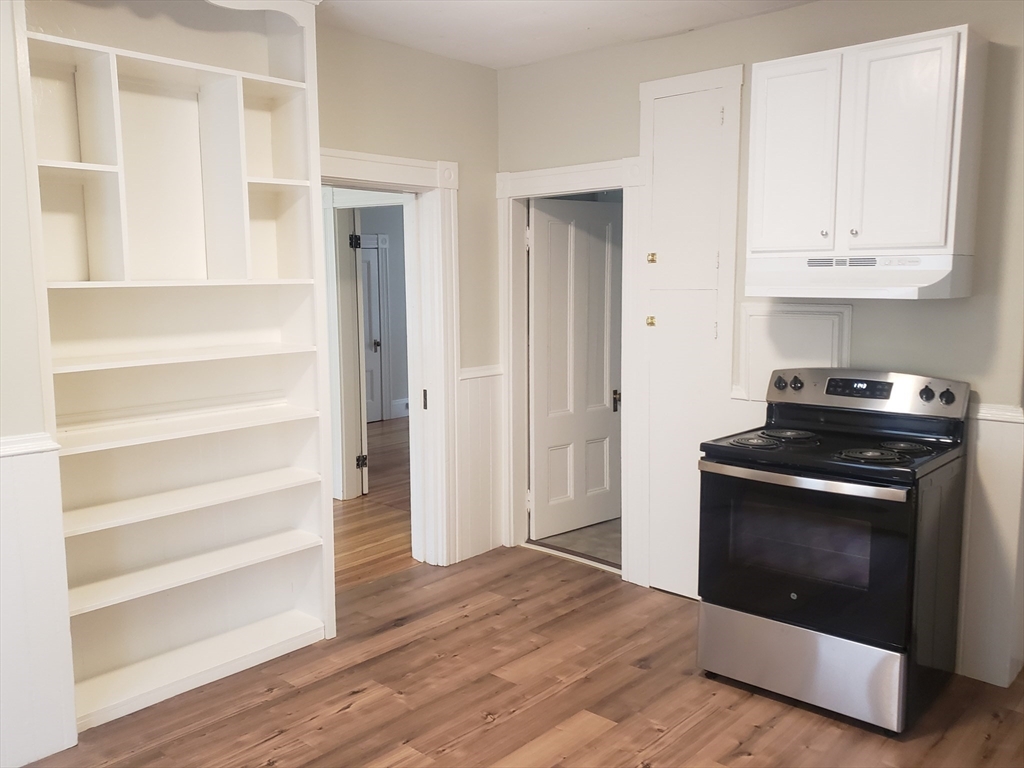 2 bed, 1 bath apartment for rent at 15 Hayward St Unit 1, Attleboro — photo 6 of 17