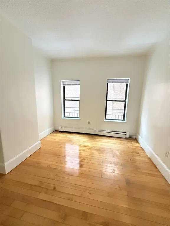 2 bed, 1 bath apartment for rent at 15 Hemenway St Unit 1, Fenway — photo 8 of 14