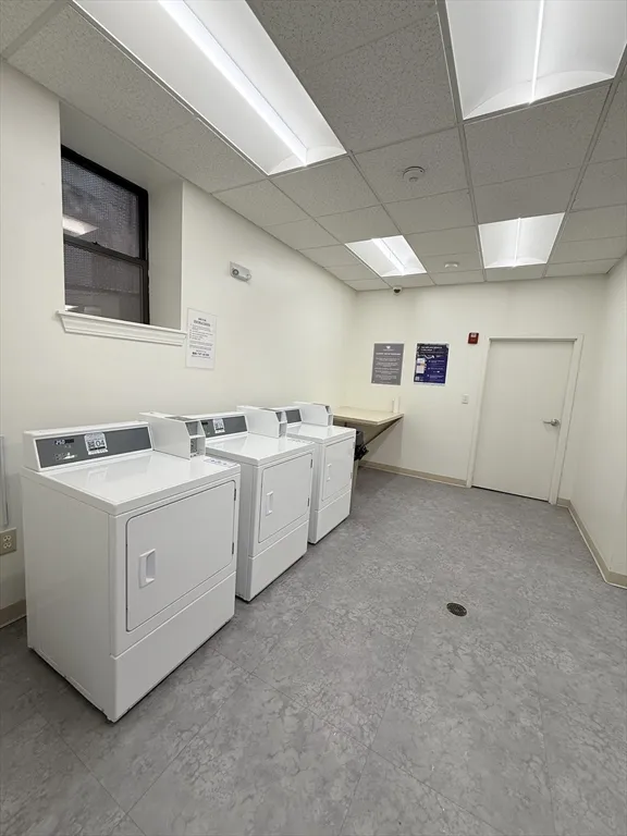 2 bed, 1 bath apartment for rent at 15 Hemenway St Unit 1, Fenway — photo 13 of 14
