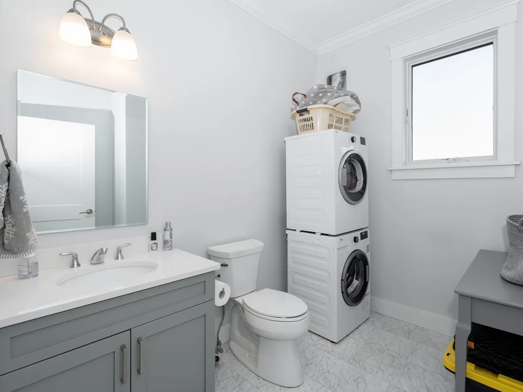 3 bed, 1 bath apartment for rent at 15 Hennery Way Unit 15, Medfield — photo 6 of 15