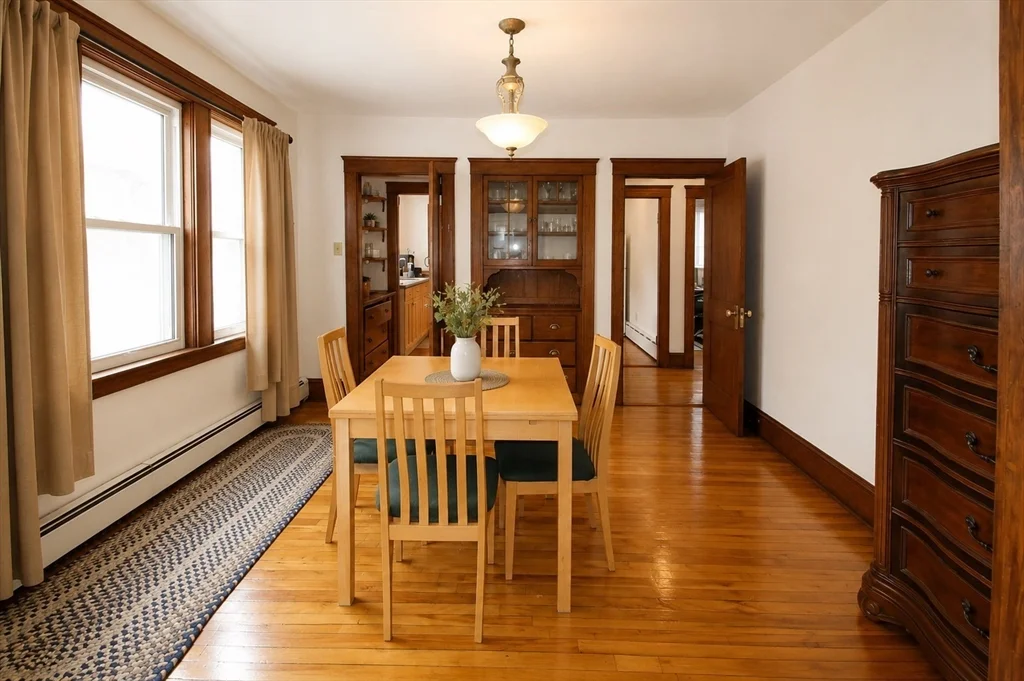 2 bed, 1 bath apartment for rent at 15 Herbert Rd Unit 15, Arlington — photo 5 of 9