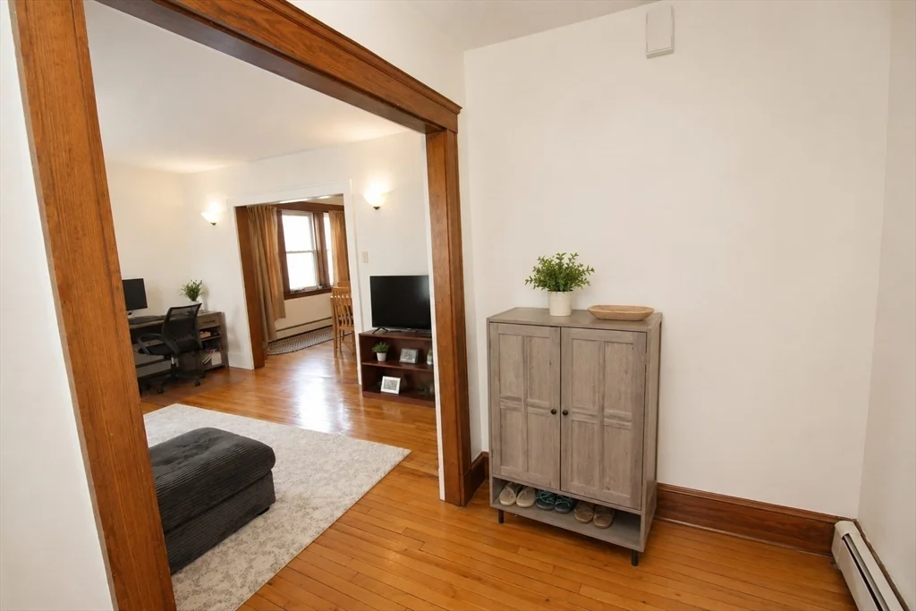 2 bed, 1 bath apartment for rent at 15 Herbert Rd Unit 15, Arlington — photo 4 of 9