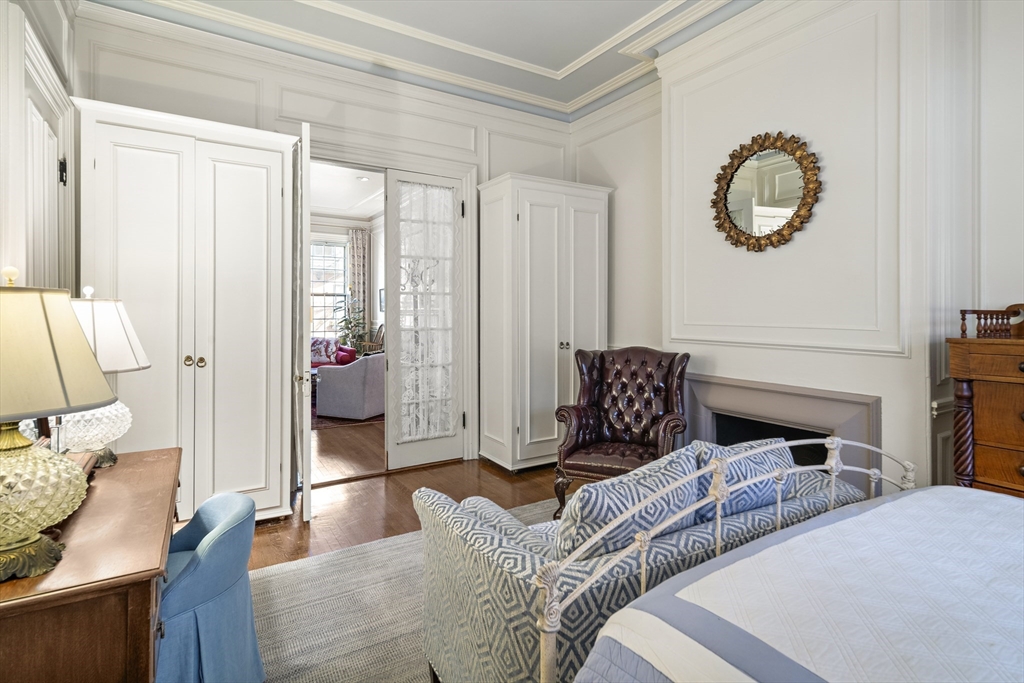 2 bed, 2 bath apartment for rent at 15 Hereford St Unit 1, Back Bay — photo 3 of 18