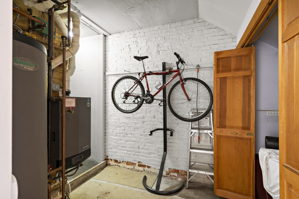 2 bed, 2 bath apartment for rent at 15 Hereford St Unit 1, Back Bay — photo 16 of 18