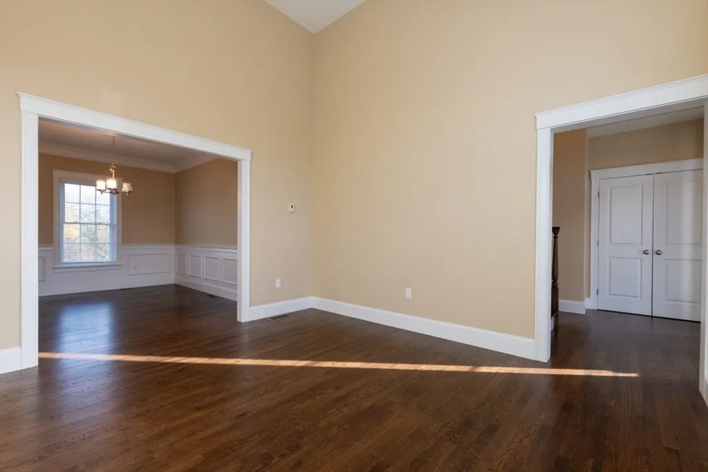4 bed, 2 bath apartment for rent at 15 Hialeah Ln, Framingham — photo 10 of 42
