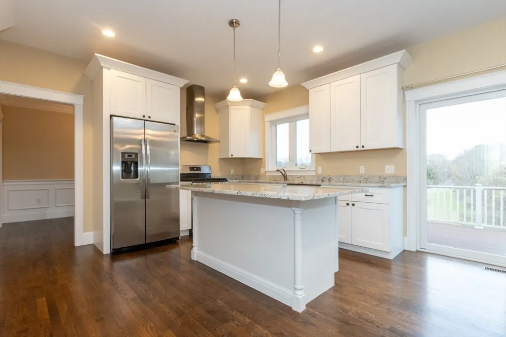 4 bed, 2 bath apartment for rent at 15 Hialeah Ln, Framingham — photo 15 of 42
