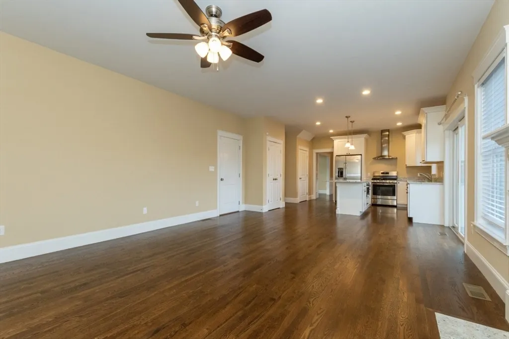 4 bed, 2 bath apartment for rent at 15 Hialeah Ln, Framingham — photo 22 of 42