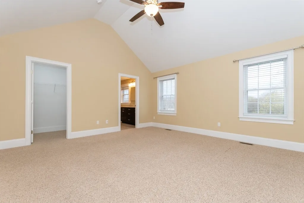 4 bed, 2 bath apartment for rent at 15 Hialeah Ln, Framingham — photo 28 of 42