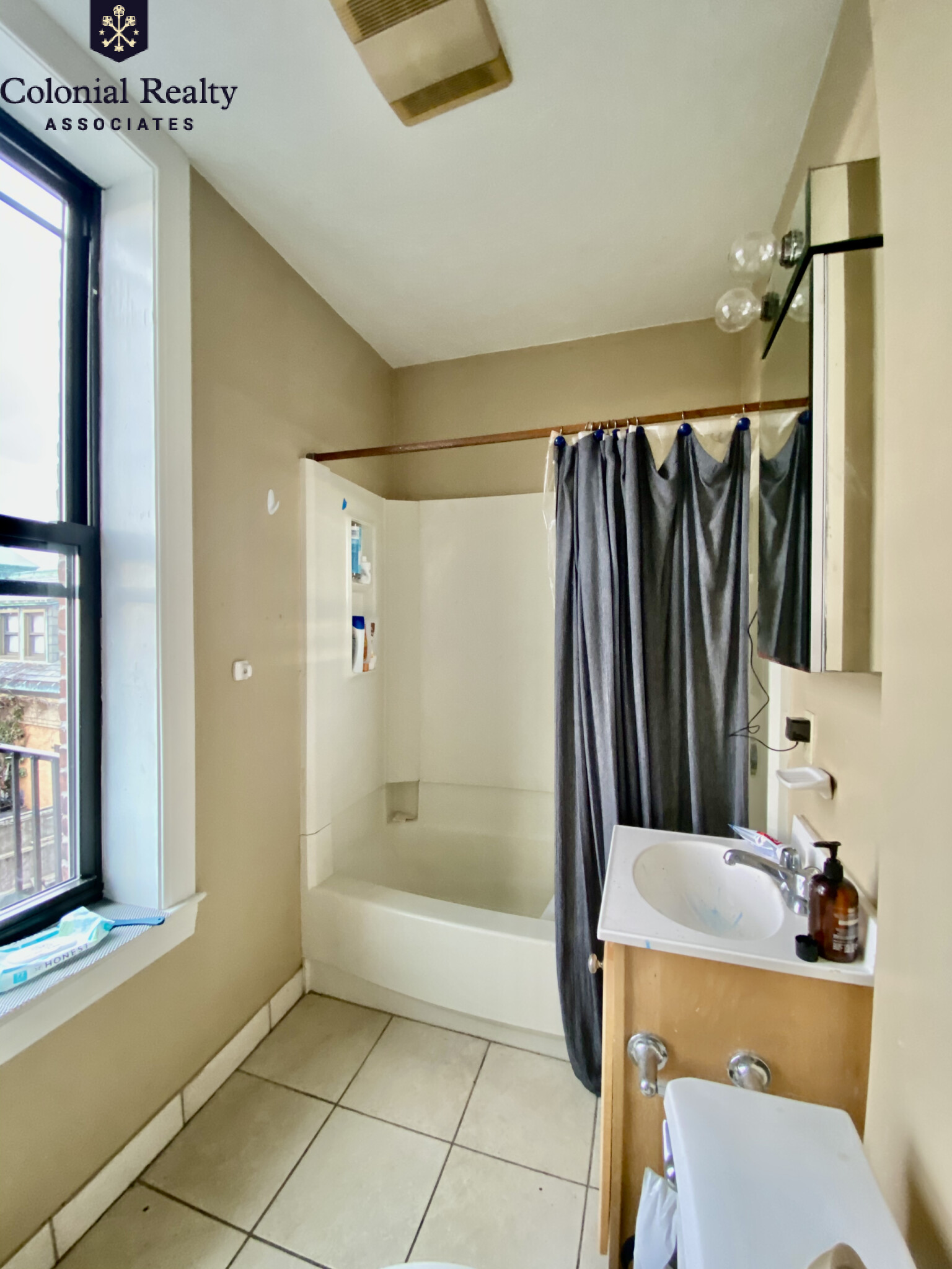 4 bed, 2 bath apartment for rent at 15 Highgate St Unit 17-9, Allston — photo 24 of 31