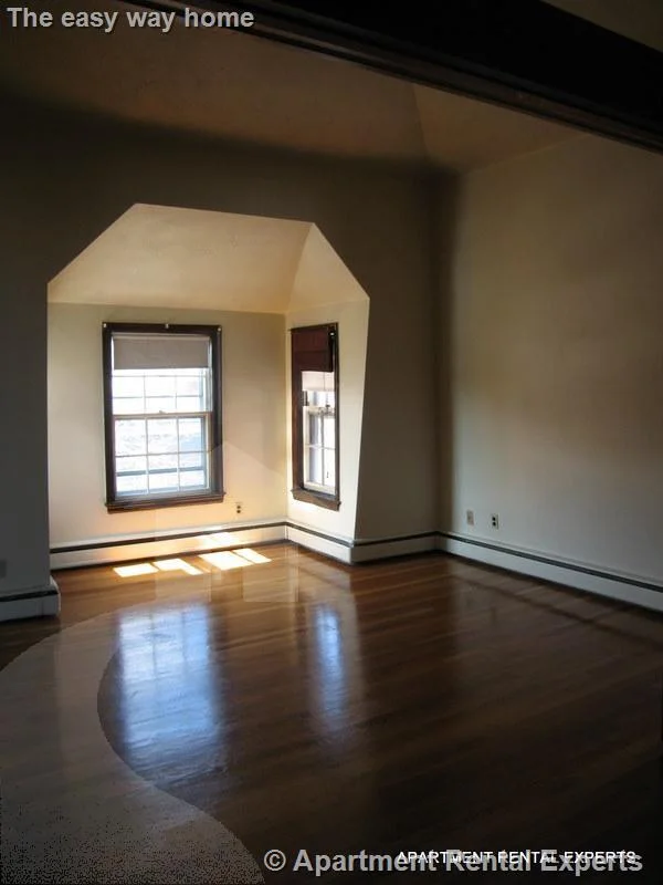 1 bed, 1 bath apartment for rent at 15 Highland Ave Unit 3, Prospect Hill — photo 2 of 12