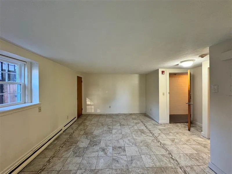 Studio bed, 1 bath apartment for rent at 15 Highland Ave Unit G3, Prospect Hill — photo 4 of 8