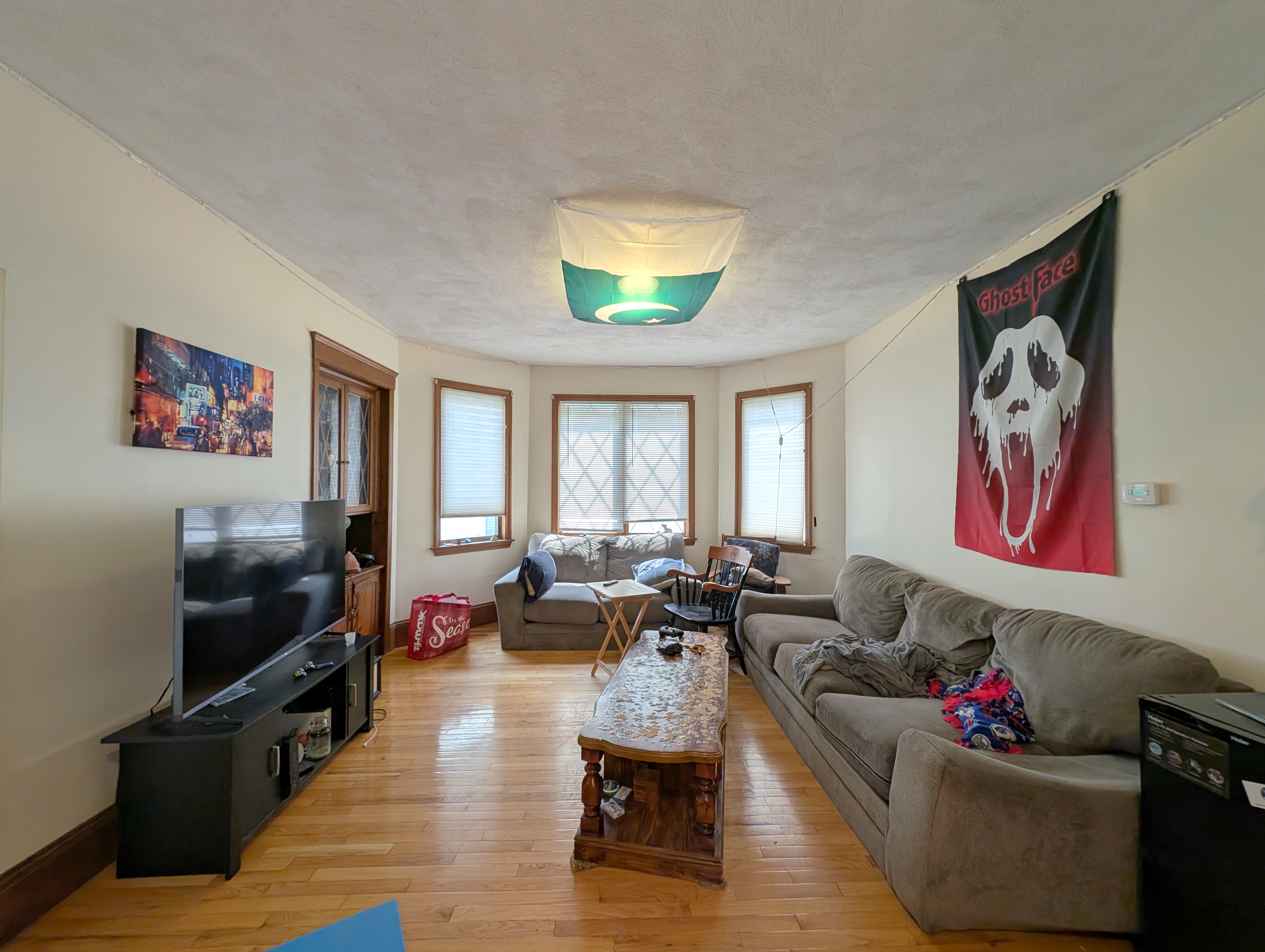 3.5 bed, 2 bath apartment for rent at 15 Hill St Unit 1, West Somerville — photo 5 of 21