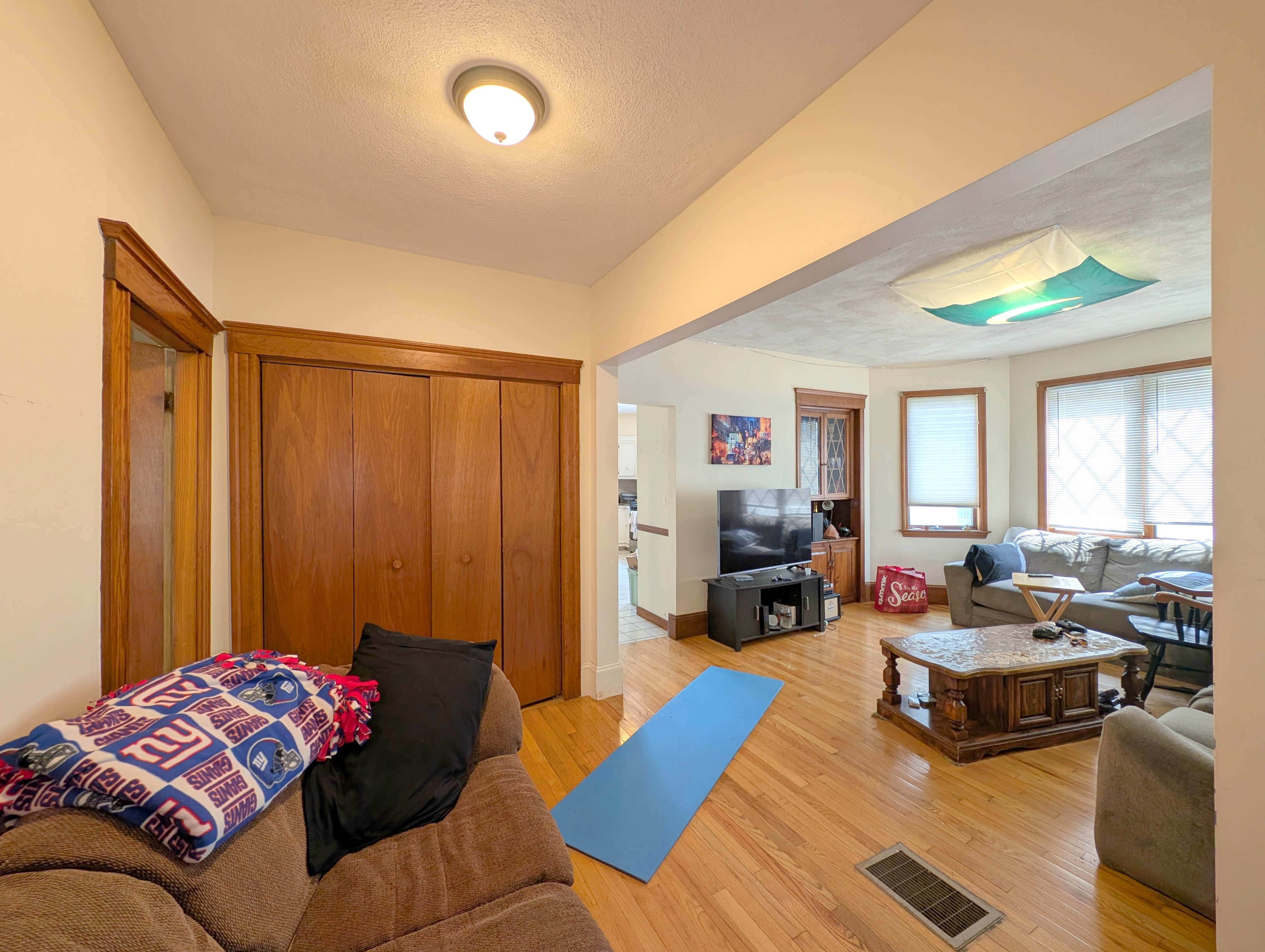 3.5 bed, 2 bath apartment for rent at 15 Hill St Unit 1, West Somerville — photo 7 of 21