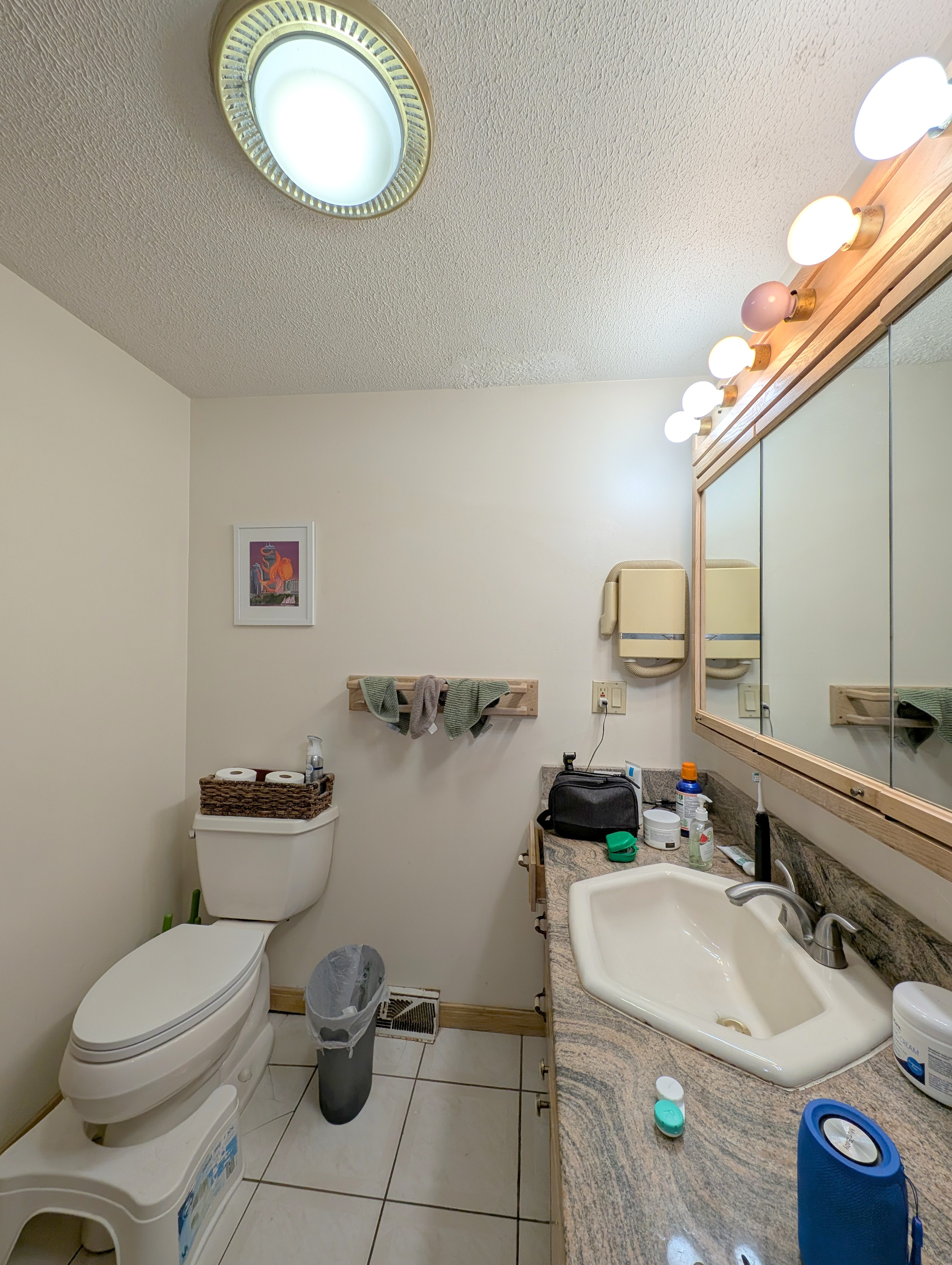 3.5 bed, 2 bath apartment for rent at 15 Hill St Unit 1, West Somerville — photo 8 of 21