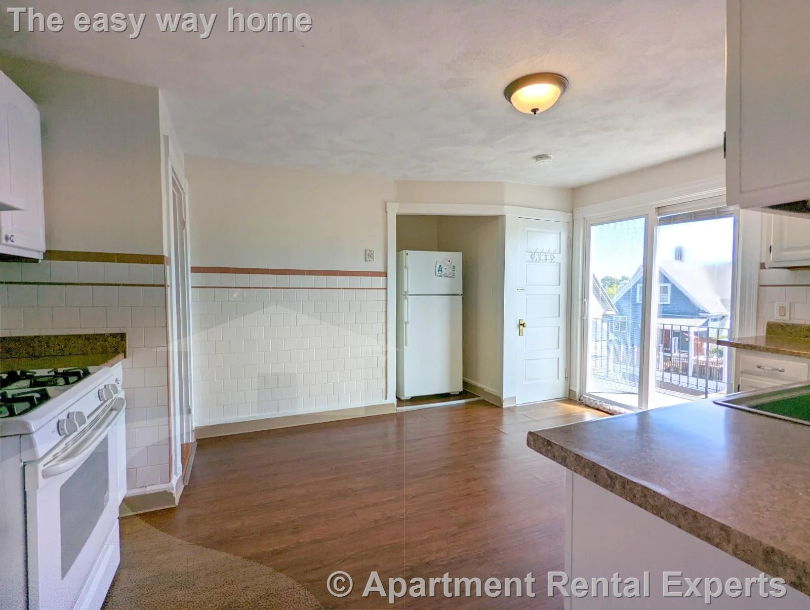 2 bed, 1 bath apartment for rent at 15 Hill St Unit 3, Teele Square — photo 2 of 14