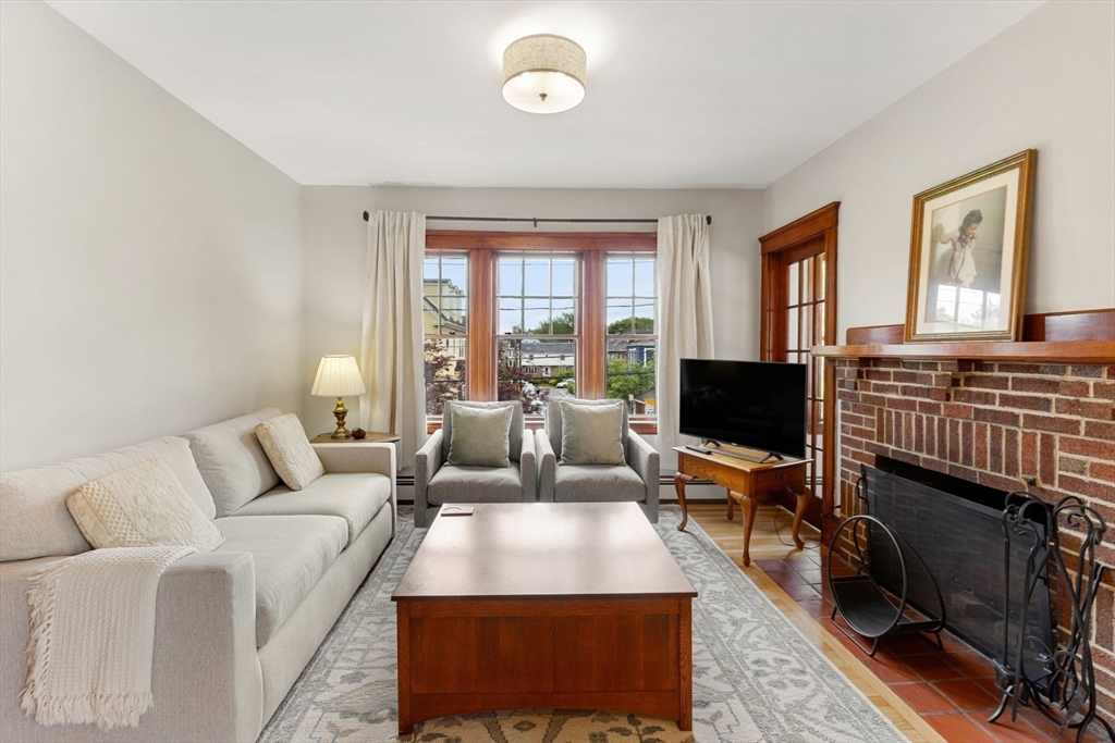2 bed, 1 bath apartment for rent at 15 Hollis St Unit 2, North Cambridge — photo 6 of 25