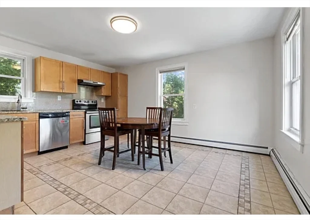 4 bed, 2 bath apartment for rent at 15 Holton Unit 2, Allston — photo 4 of 8