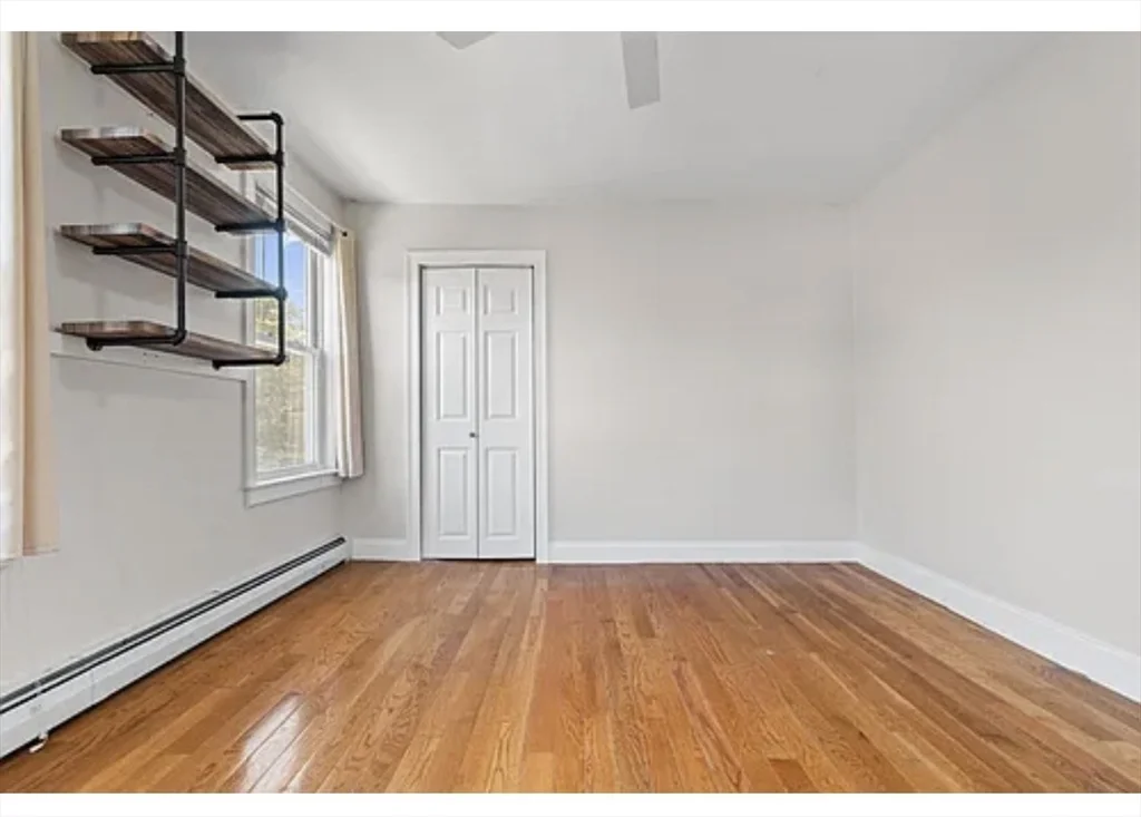 4 bed, 2 bath apartment for rent at 15 Holton Unit 2, Allston — photo 2 of 8