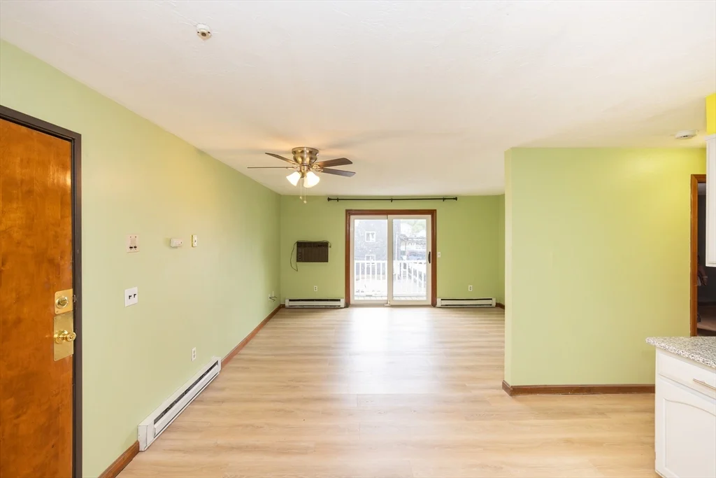 2 bed, 1 bath apartment for rent at 15 Houghton St Unit 9, Worcester — photo 4 of 18