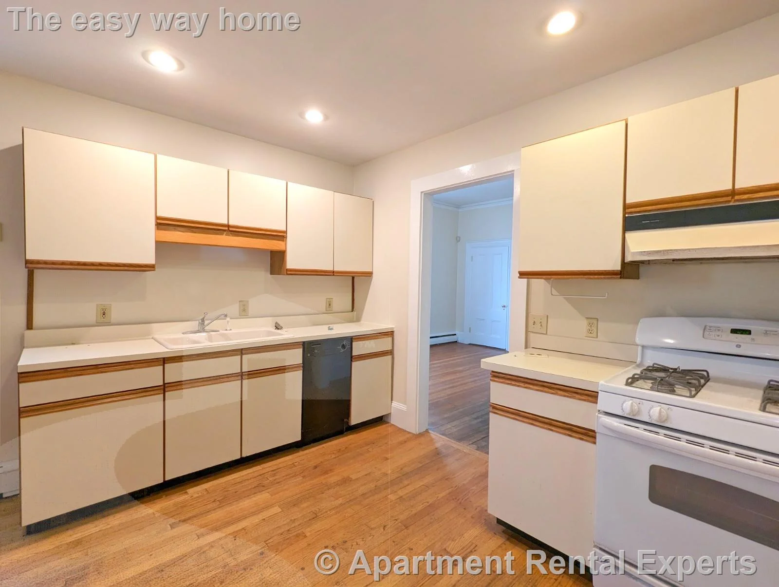 1 bed, 1 bath apartment for rent at 15 Howe St Unit 1, Winter Hill — photo 3 of 14