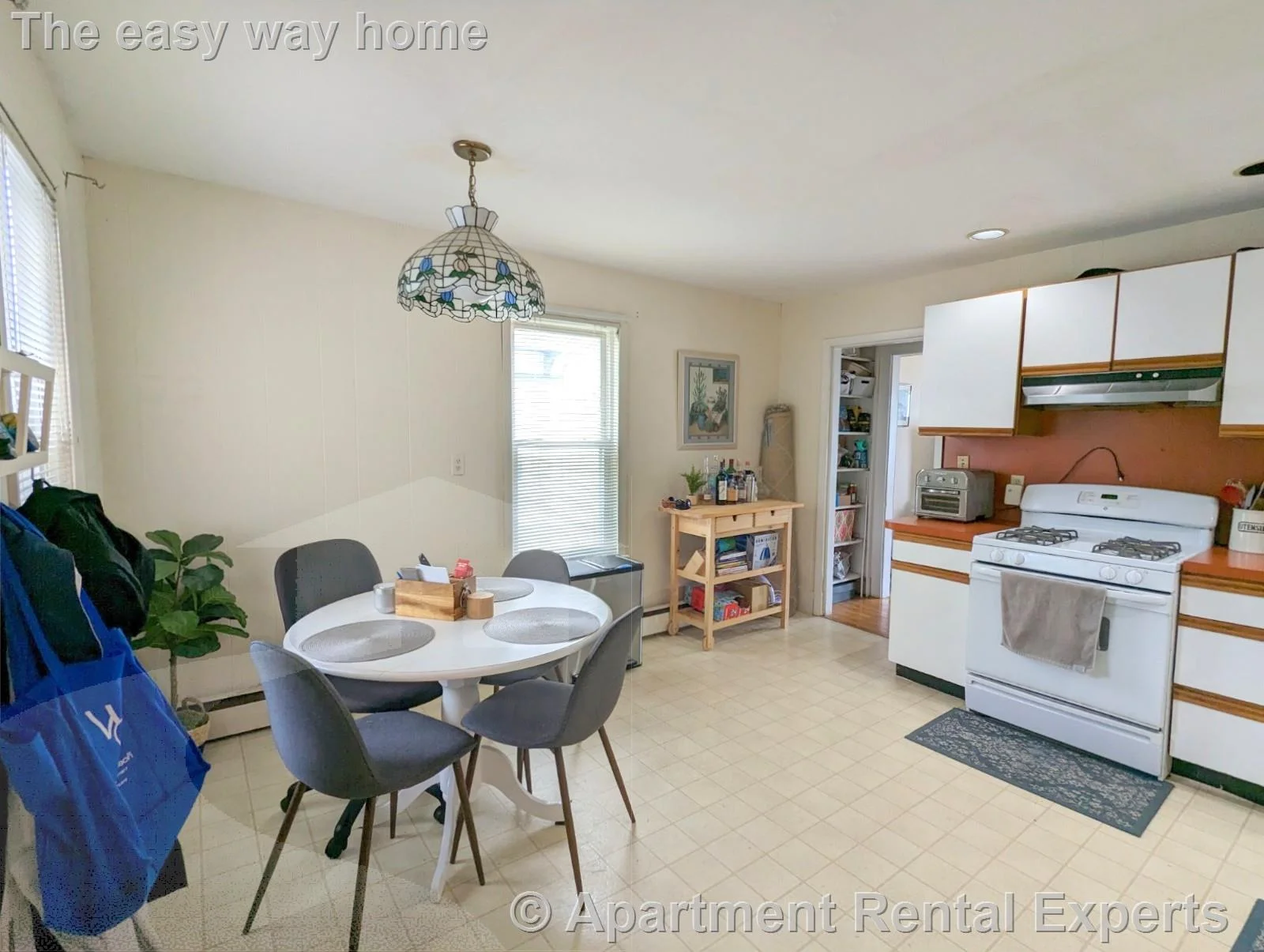 1 bed, 1 bath apartment for rent at 15 Howe St Unit 2, Winter Hill — photo 9 of 15