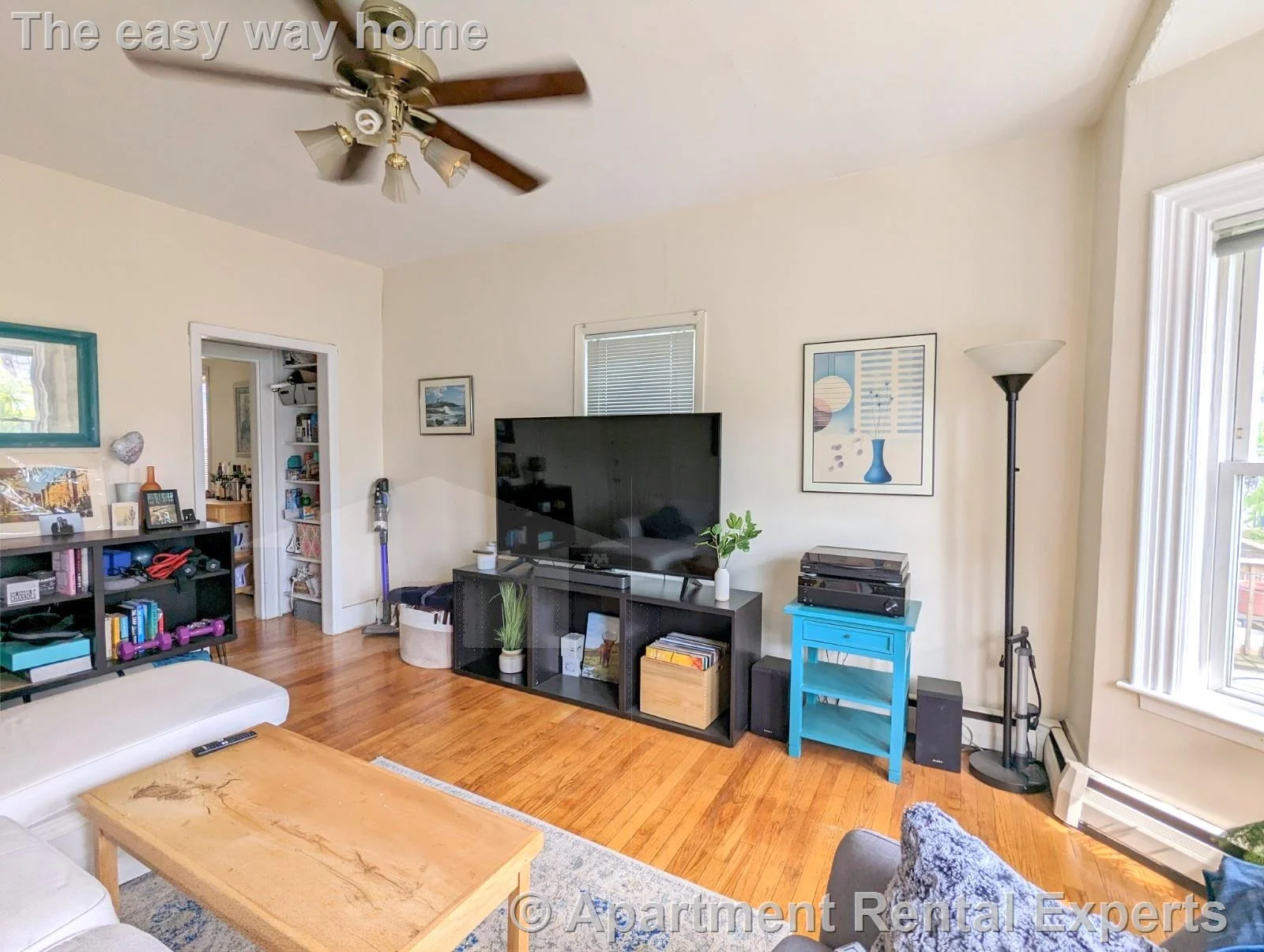 1 bed, 1 bath apartment for rent at 15 Howe St Unit 2, Winter Hill — photo 4 of 15