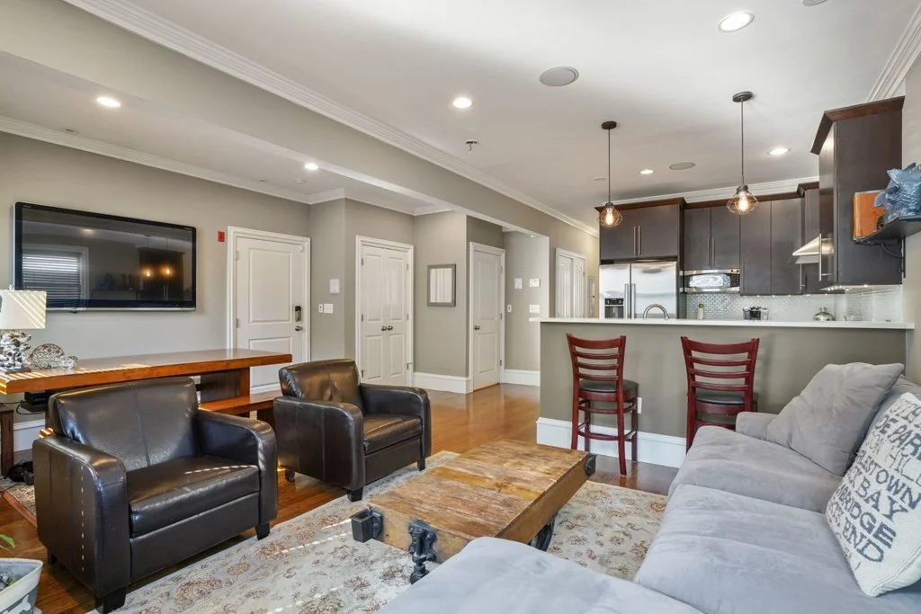 3 bed, 2 bath apartment for rent at 15 Howell St Unit 1, Dorchester