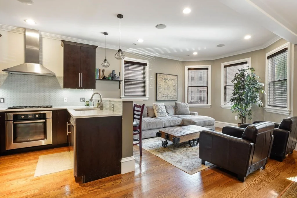 3 bed, 2 bath apartment for rent at 15 Howell St Unit 1, Dorchester — photo 4 of 33