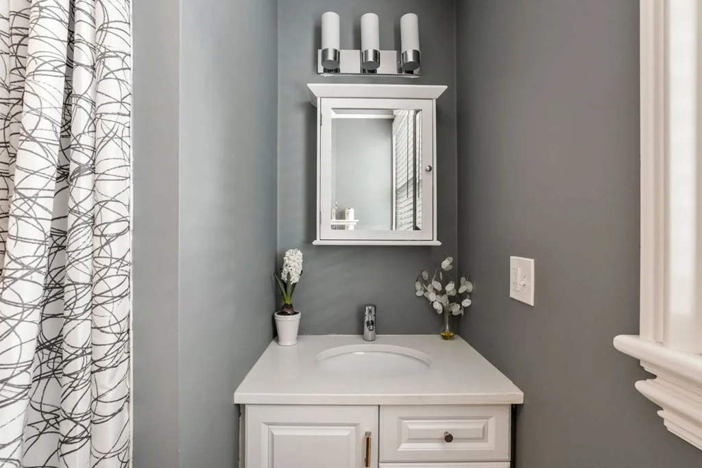 3 bed, 2 bath apartment for rent at 15 Howell St Unit 1, Dorchester — photo 20 of 33
