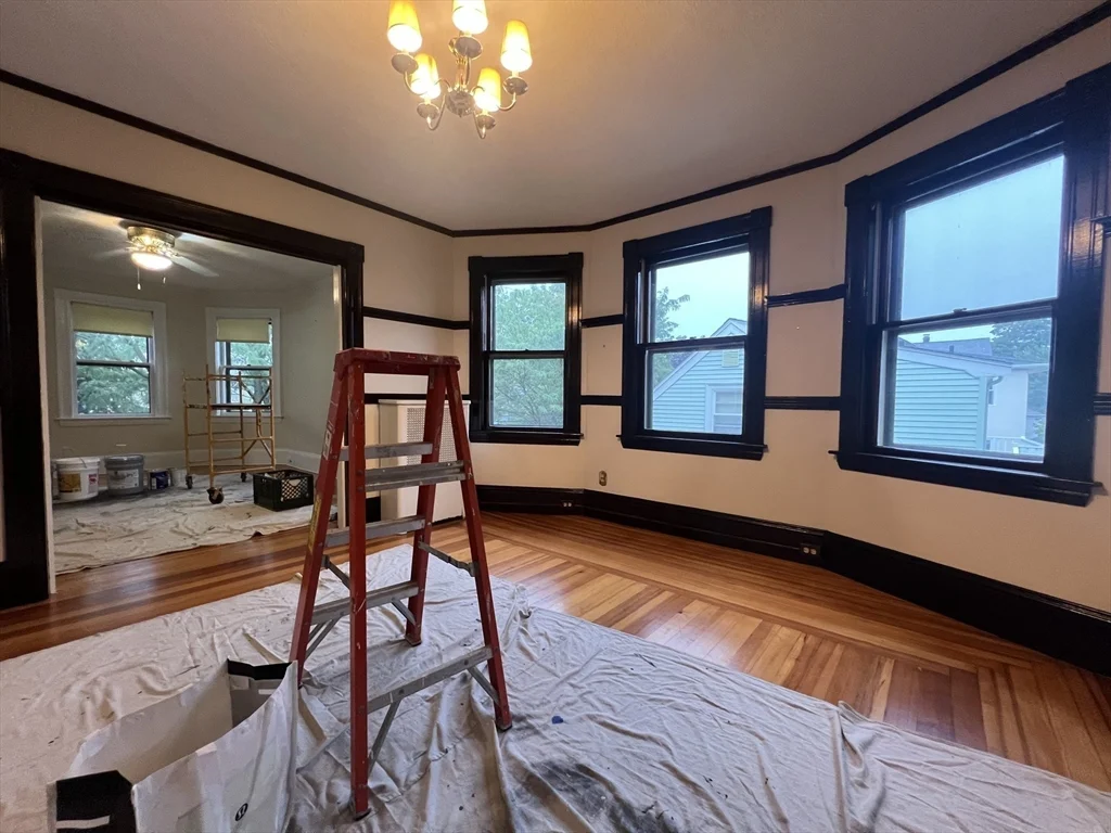 2 bed, 1 bath apartment for rent at 15 Hull St Unit 2, Belmont — photo 3 of 24