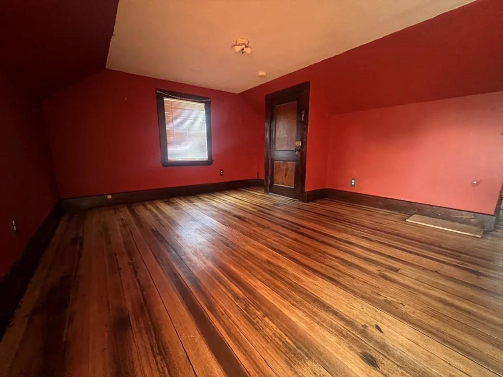 2 bed, 1 bath apartment for rent at 15 Hull St Unit 2, Belmont — photo 18 of 24