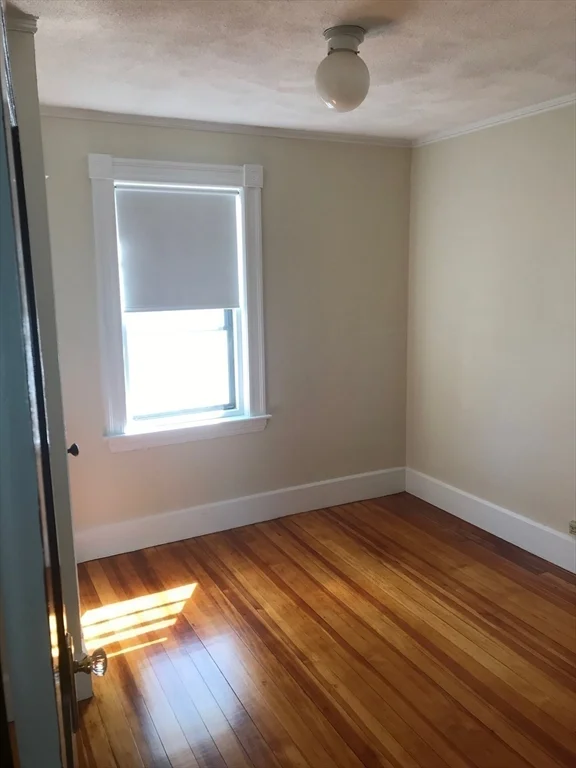 2 bed, 1 bath apartment for rent at 15 Hull St Unit 2, Belmont — photo 17 of 24