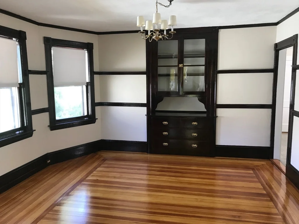 2 bed, 1 bath apartment for rent at 15 Hull St Unit 2, Belmont — photo 4 of 24