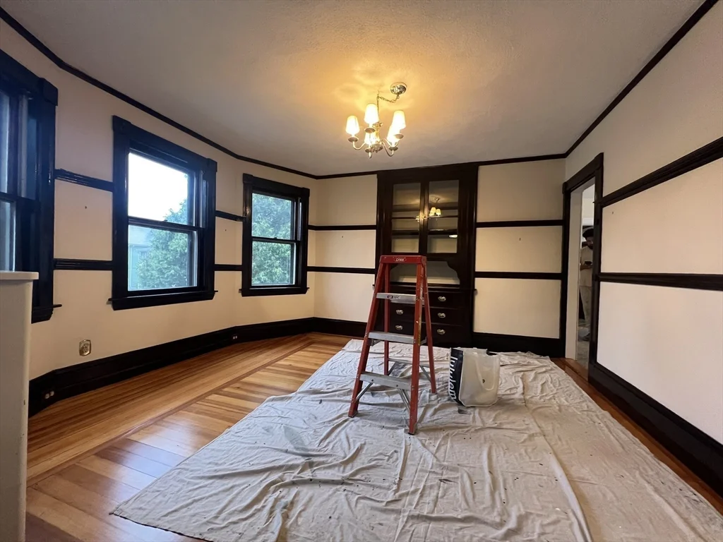 2 bed, 1 bath apartment for rent at 15 Hull St Unit 2, Belmont — photo 2 of 24