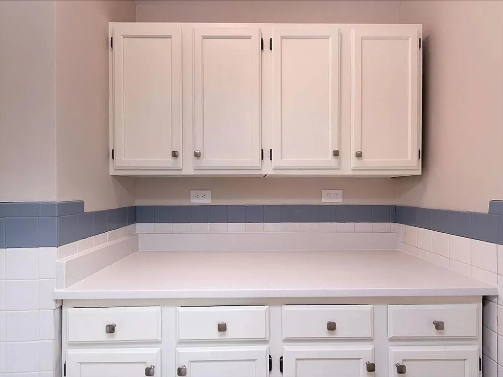 2 bed, 1 bath apartment for rent at 15 Ibbetson St Unit 1, Somerville — photo 3 of 8
