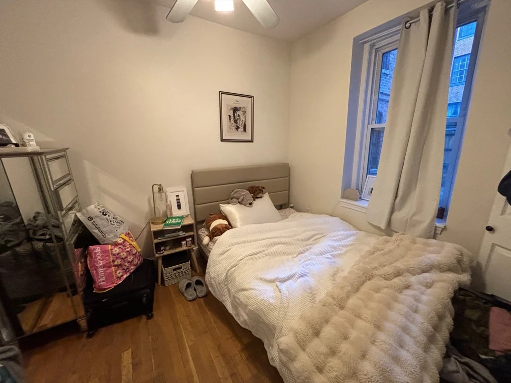 1 bed, 1 bath apartment for rent at 15 Irving St Unit 1, Beacon Hill — photo 7 of 10