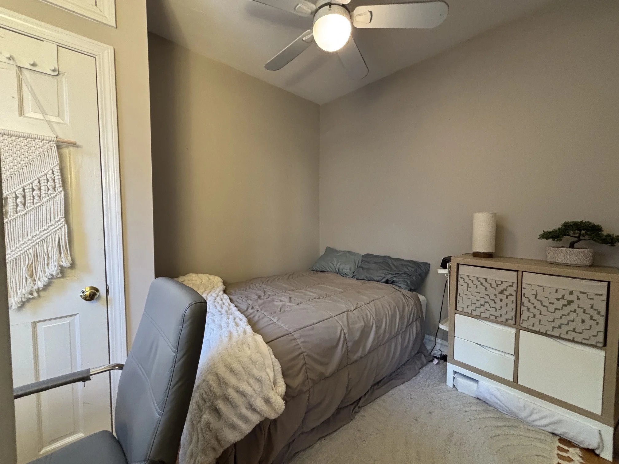 2 bed, 1 bath apartment for rent at 15 Irving St Unit 2, Beacon Hill — photo 6 of 11