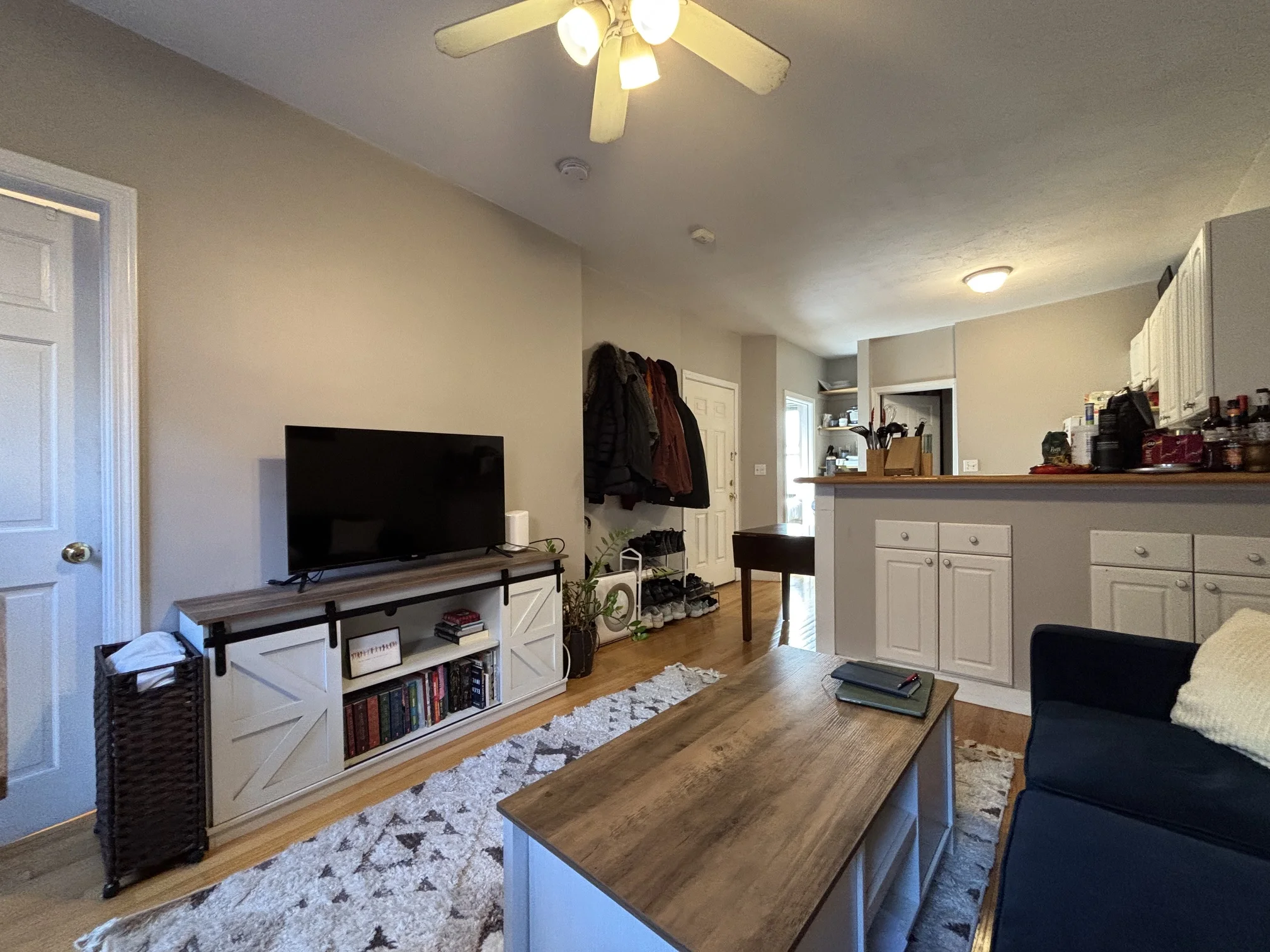 2 bed, 1 bath apartment for rent at 15 Irving St Unit 2, Beacon Hill — photo 4 of 11
