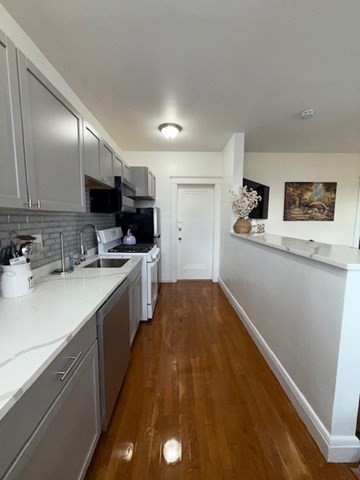 1 bed, 1 bath apartment for rent at 15 Ives St Unit 25, Beverly — photo 9 of 13