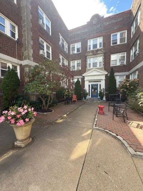 1 bed, 1 bath apartment for rent at 15 Ives Unit 24, Beverly — photo 1 of 16