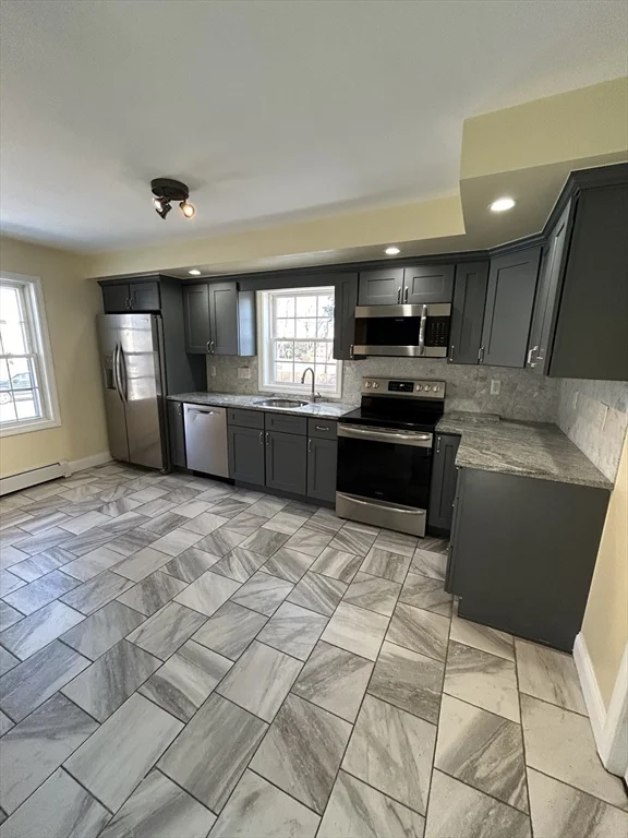 3 bed, 1 bath apartment for rent at 15 Jefferson St Unit 1, Taunton — photo 1 of 8