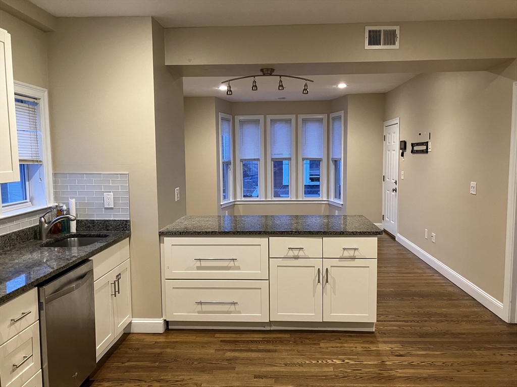 2 bed, 1 bath apartment for rent at 15 Johnson Ct Unit 1, Brockton — photo 1 of 9